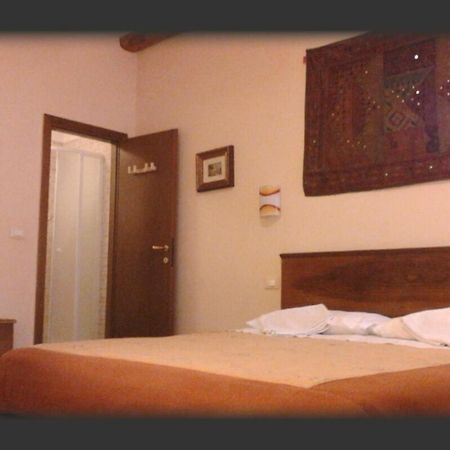 Ca Tron Apartment Next To Rialto Bridge Венеция Экстерьер фото